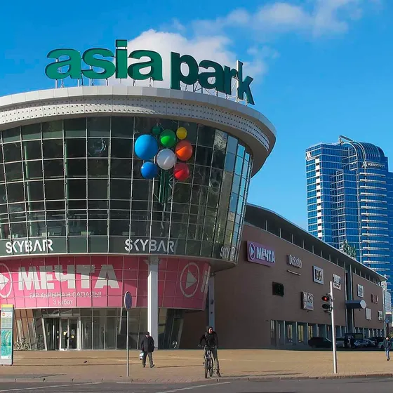 Miniso — ТРЦ Asia Park — торговый центр, в котором работает магазин